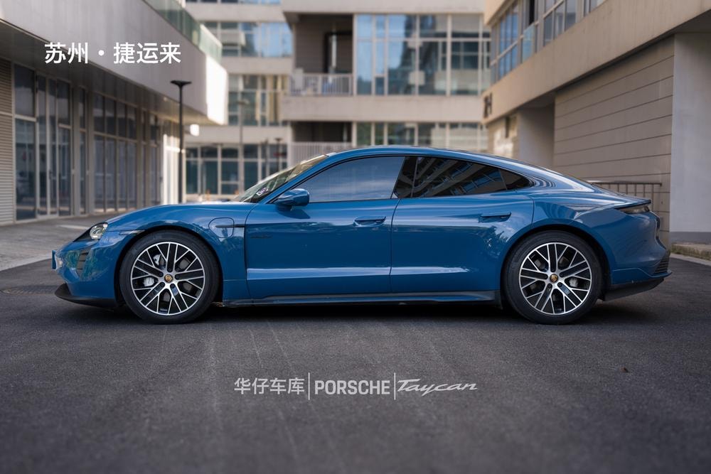 Porsche Taycan 2020 — фото автомобиля