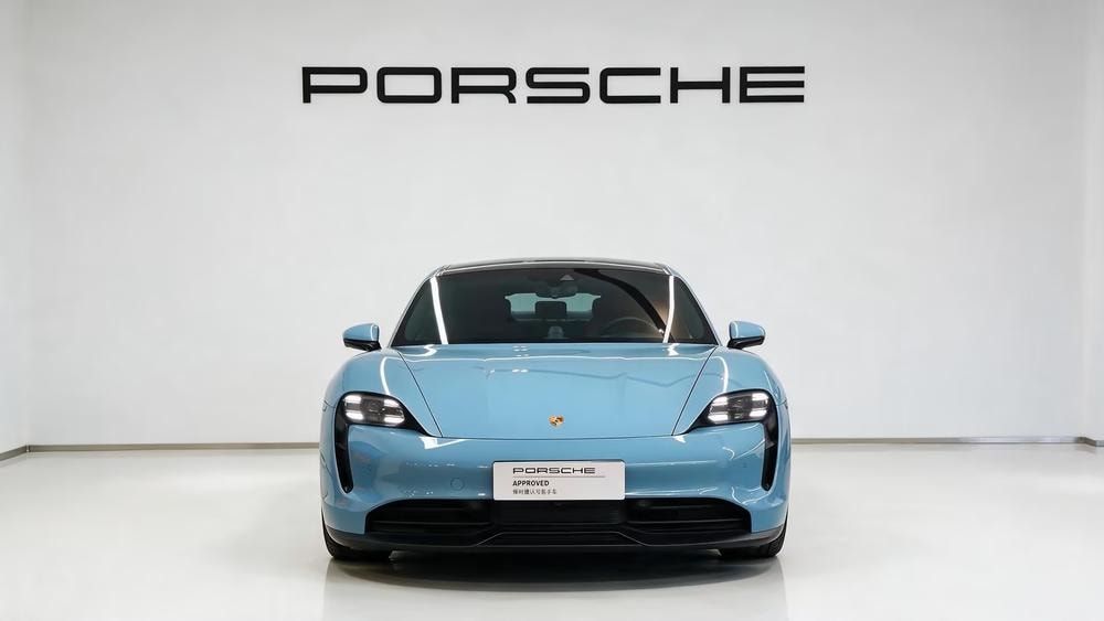 Porsche Taycan 2020 — фото автомобиля 1