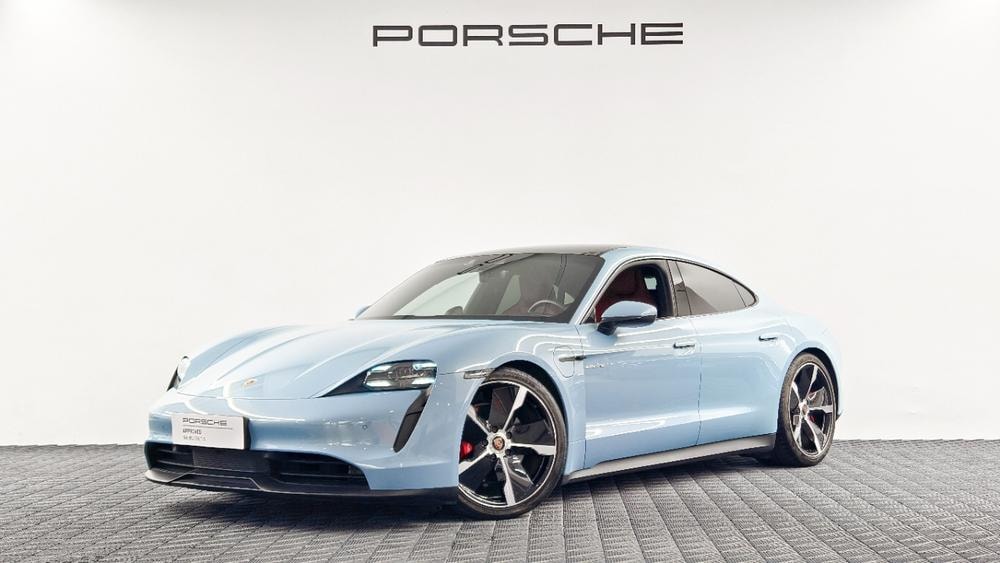 Porsche Taycan 2023 — фото автомобиля