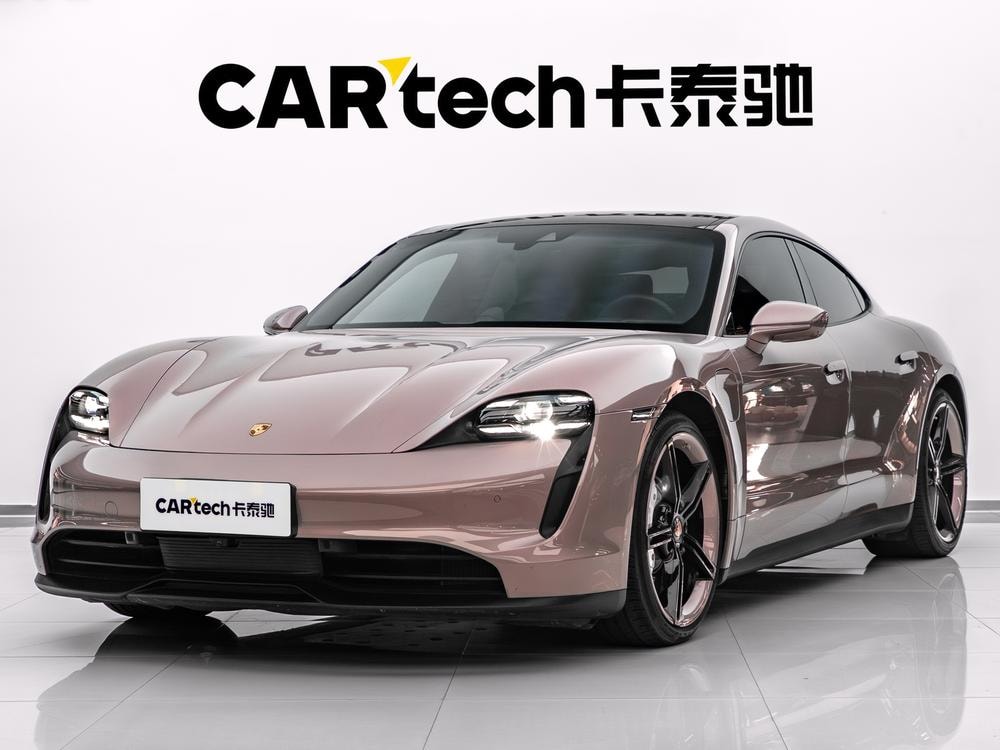 Porsche Taycan 2022 — фото автомобиля 1