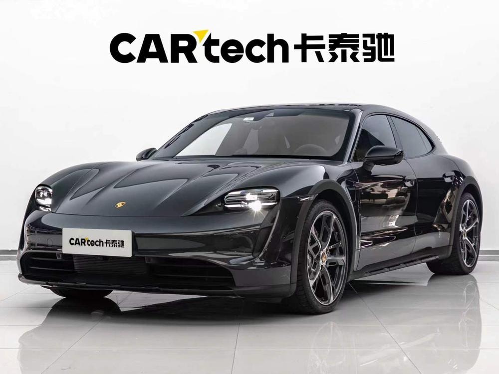 Porsche Taycan 2022 — фото автомобиля 1