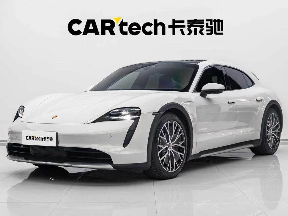Porsche Taycan 2024 — фото автомобиля