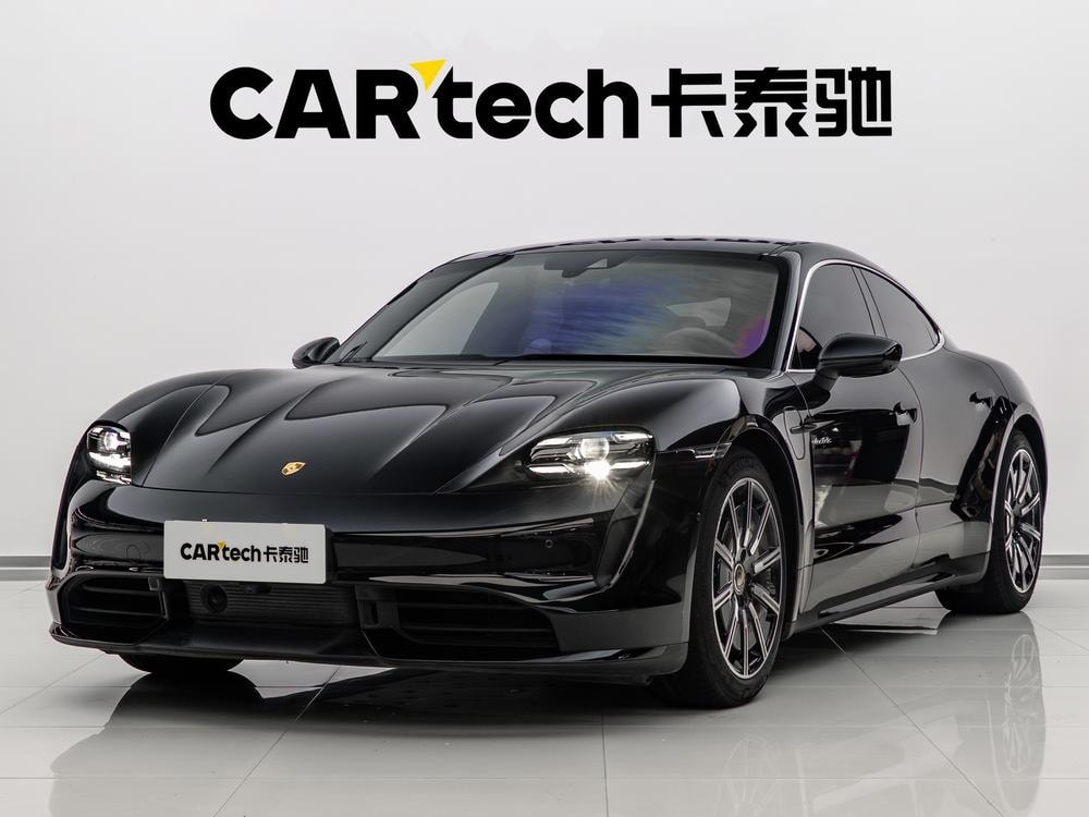 Porsche Taycan 2019 — фото автомобиля