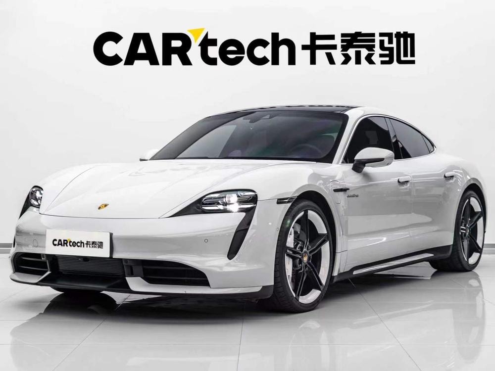 Porsche Taycan 2019 — фото автомобиля 1