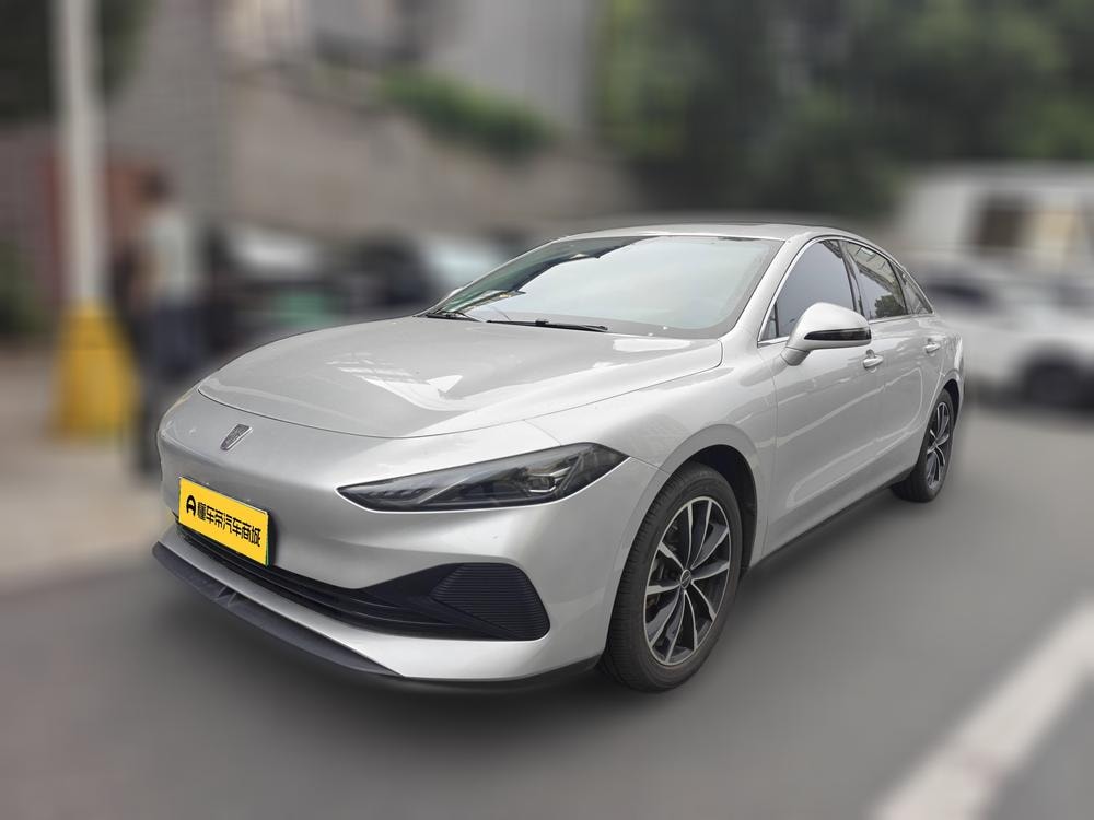 Roewe D7 DMH 2025 — фото автомобиля 1