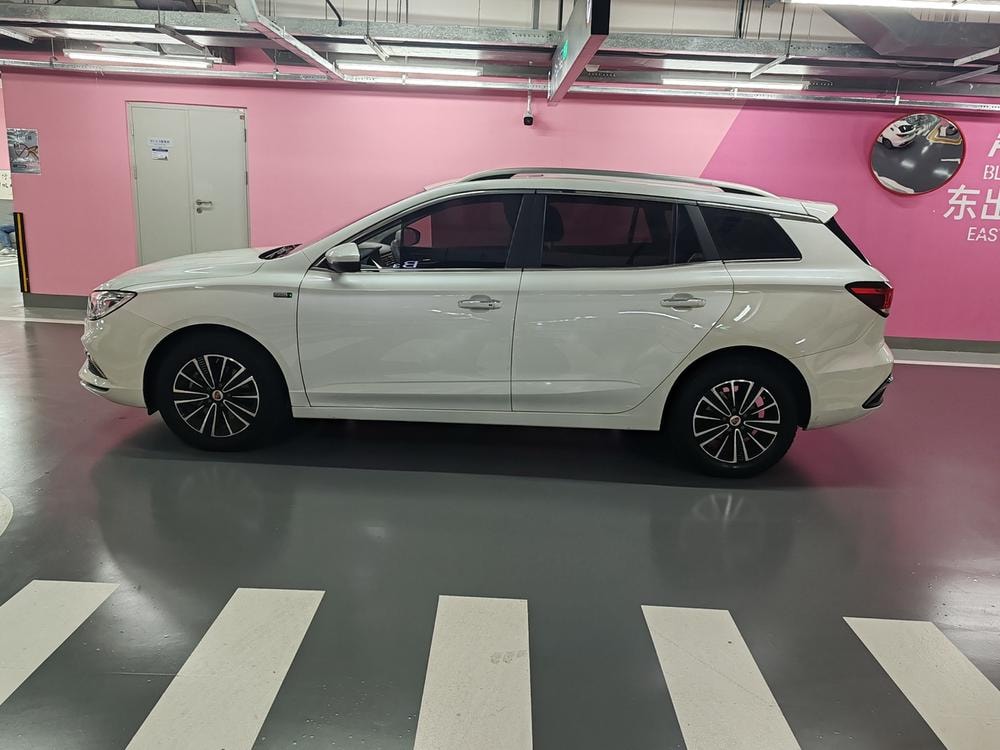Roewe Ei5 2018 — фото автомобиля