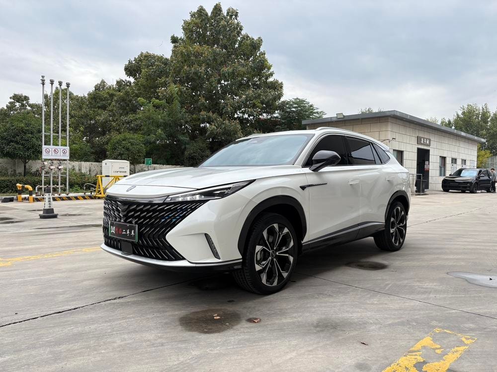 Roewe eRX5 2023 — фото автомобиля