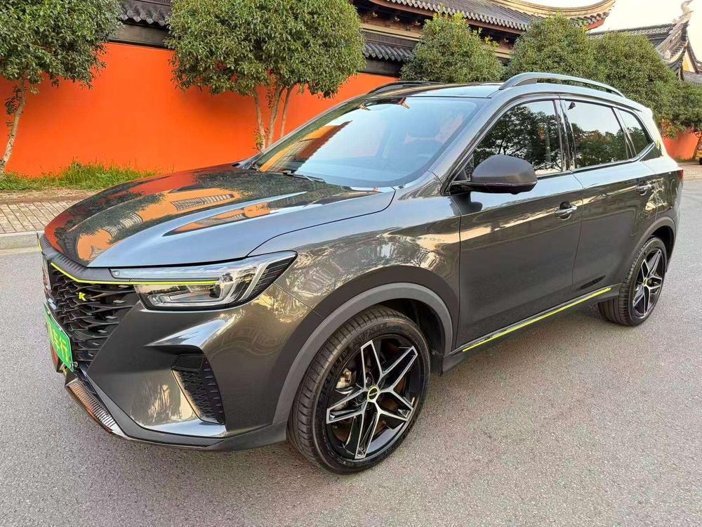 Roewe eRX5 2021 — фото автомобиля