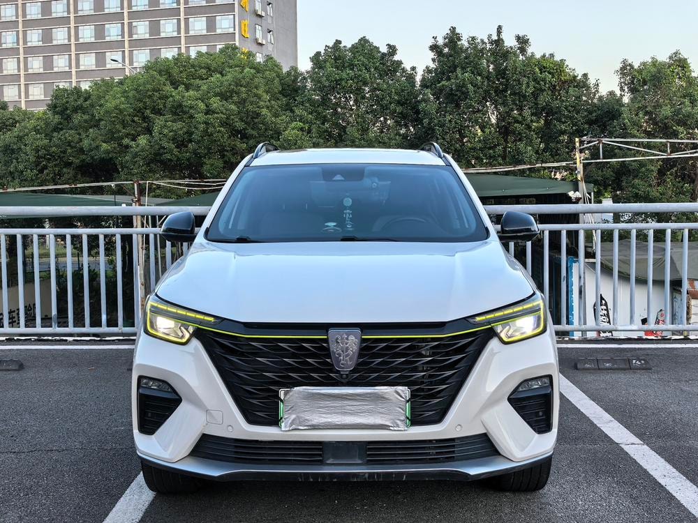 Roewe eRX5 2020 — фото автомобиля