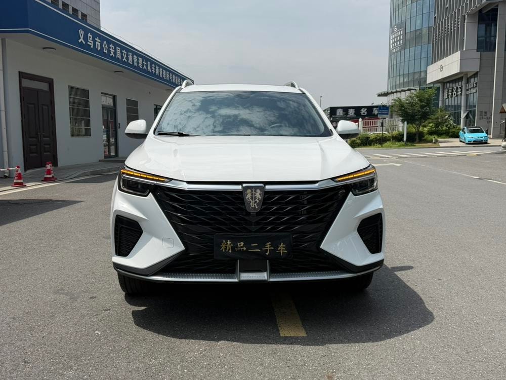 Roewe RX5 2025 — фото автомобиля