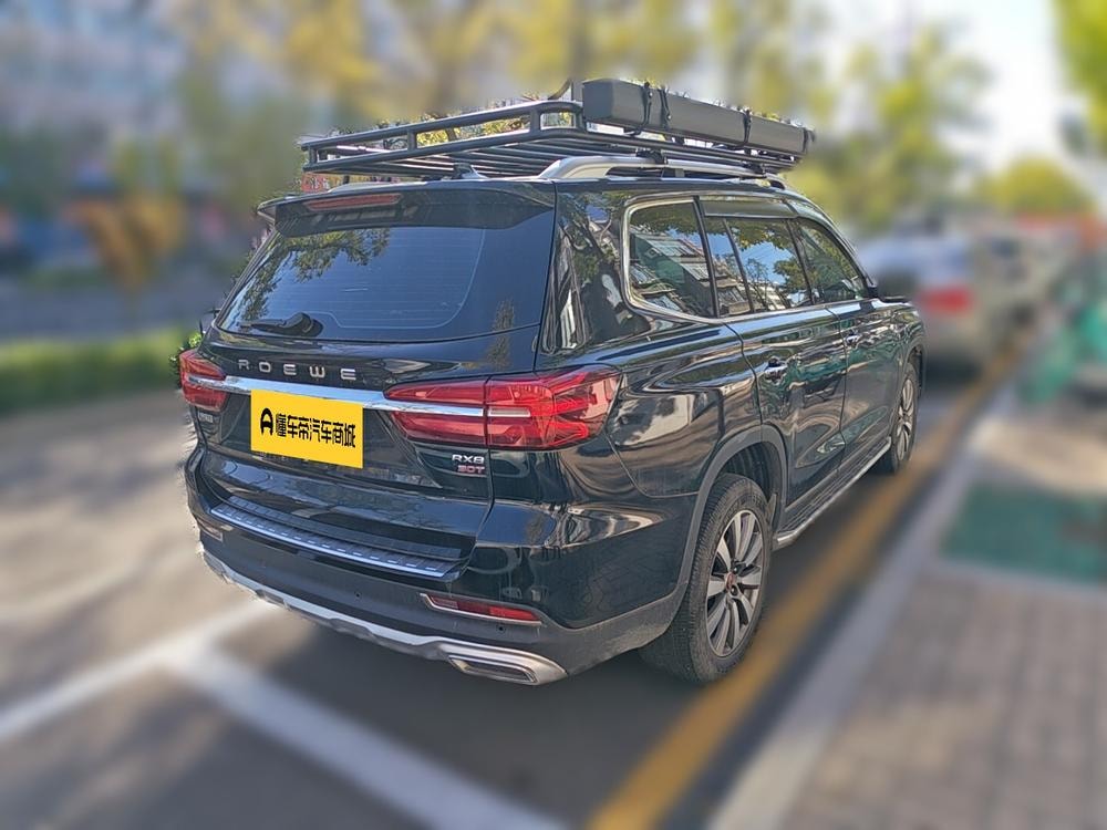 Roewe RX8 2018 — фото автомобиля