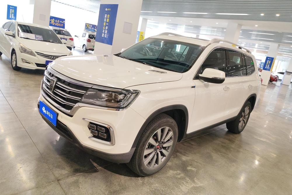 Roewe RX8 2019 — фото автомобиля