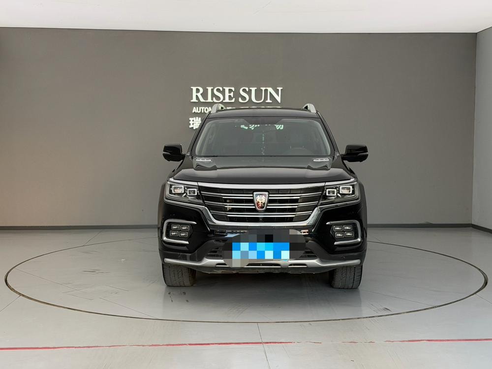 Roewe RX8 2018 — фото автомобиля