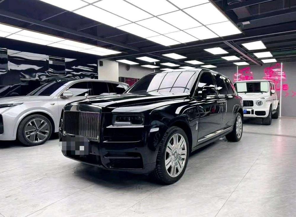 Rolls-Royce Cullinan 2018 — фото автомобиля