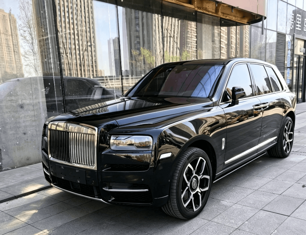 Rolls-Royce Cullinan 2018 — фото автомобиля