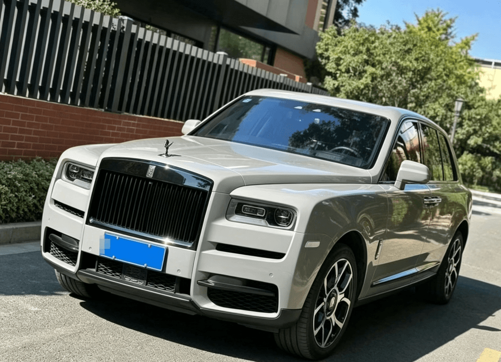 Rolls-Royce Cullinan 2018 — фото автомобиля