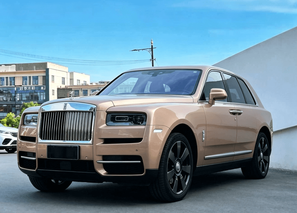 Rolls-Royce Cullinan 2018 — фото автомобиля