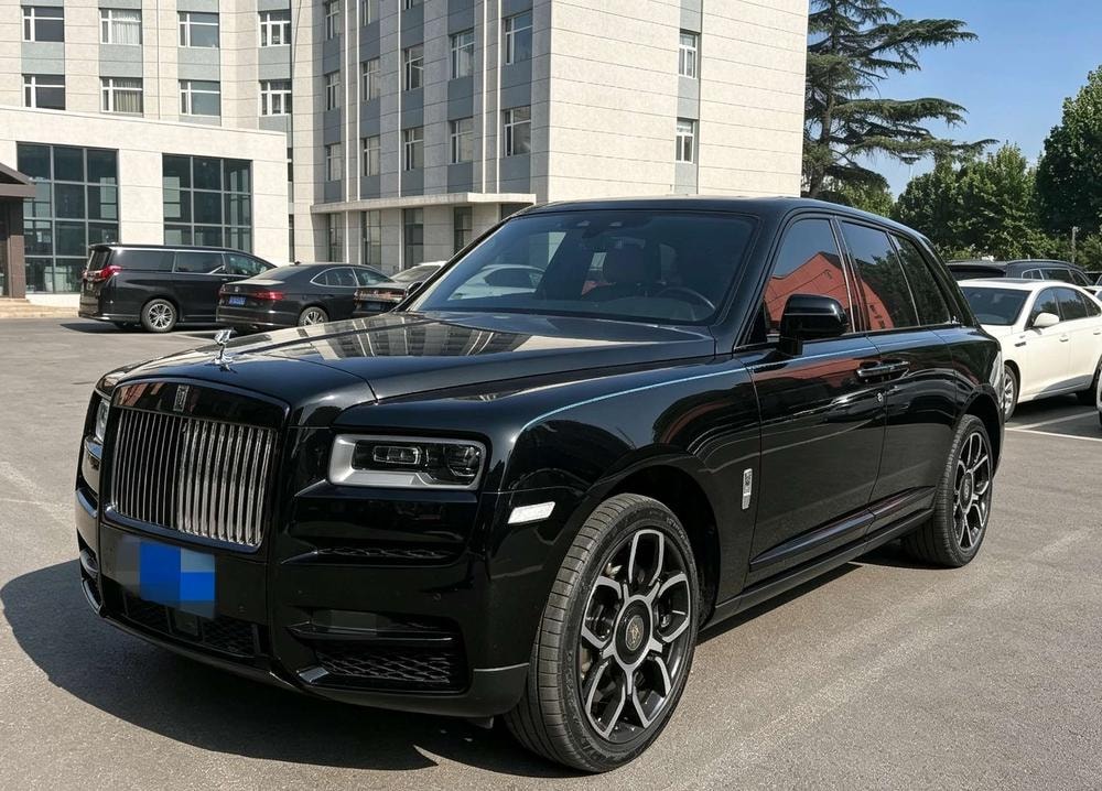 Rolls-Royce Cullinan 2018 — фото автомобиля
