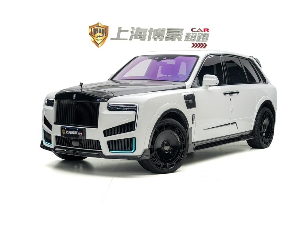 Rolls-Royce Cullinan 2022 — фото автомобиля 1