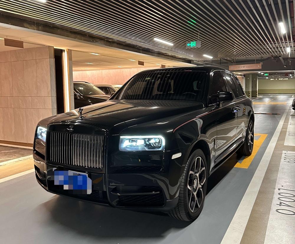 Rolls-Royce Cullinan 2020 — фото автомобиля