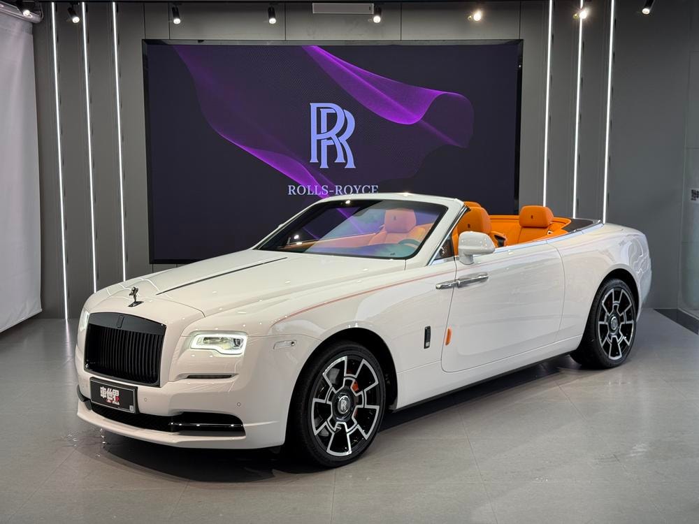 Rolls-Royce Dawn 2015 — фото автомобиля