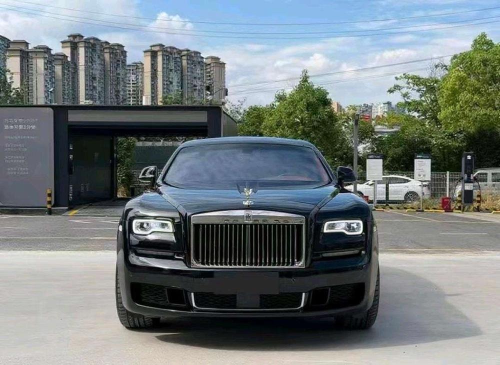 Rolls-Royce Ghost 2018 — фото автомобиля