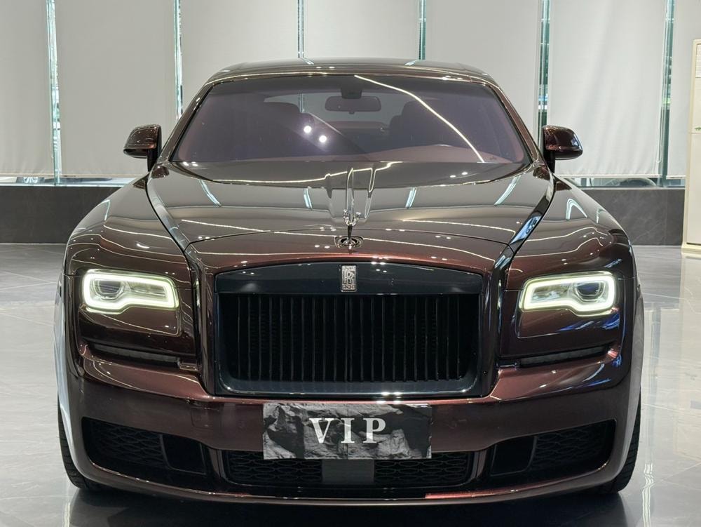 Rolls-Royce Ghost 2018 — фото автомобиля