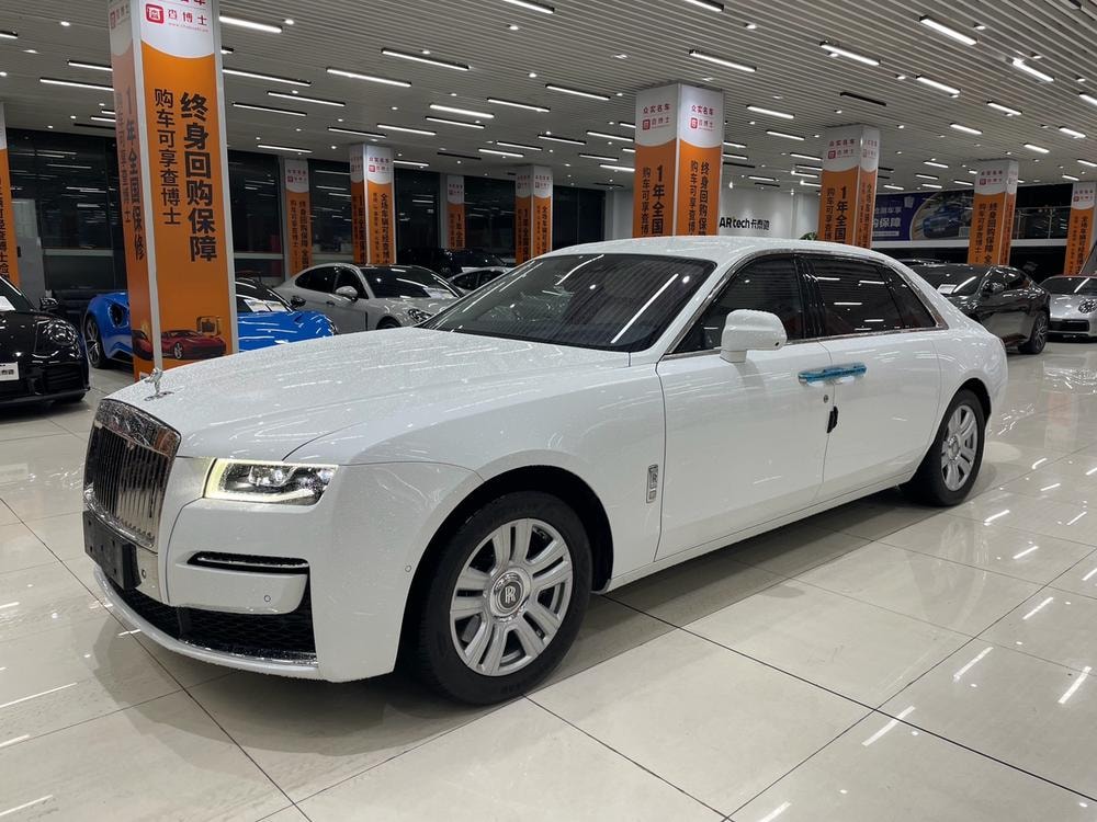 Rolls-Royce Ghost 2021 — фото автомобиля