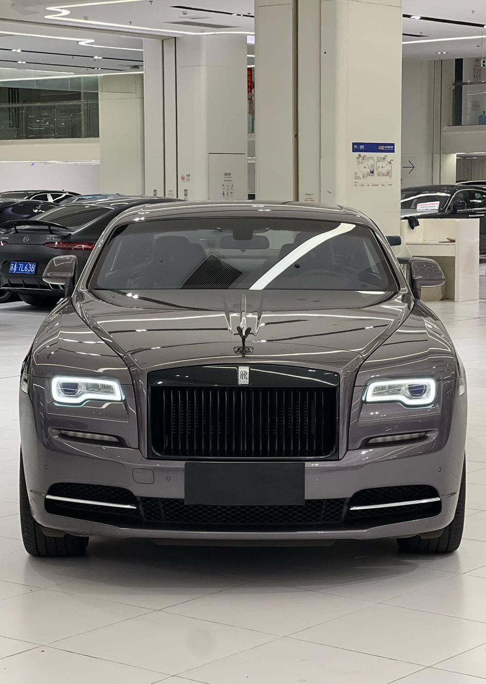 Rolls-Royce Wraith 2017 — фото автомобиля