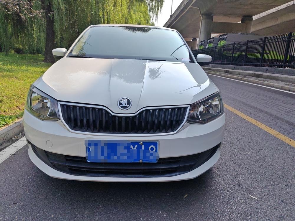 Skoda Fabia 2017 — фото автомобиля