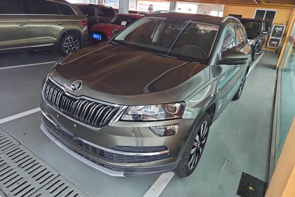 Skoda Karoq 2018 — фото автомобиля