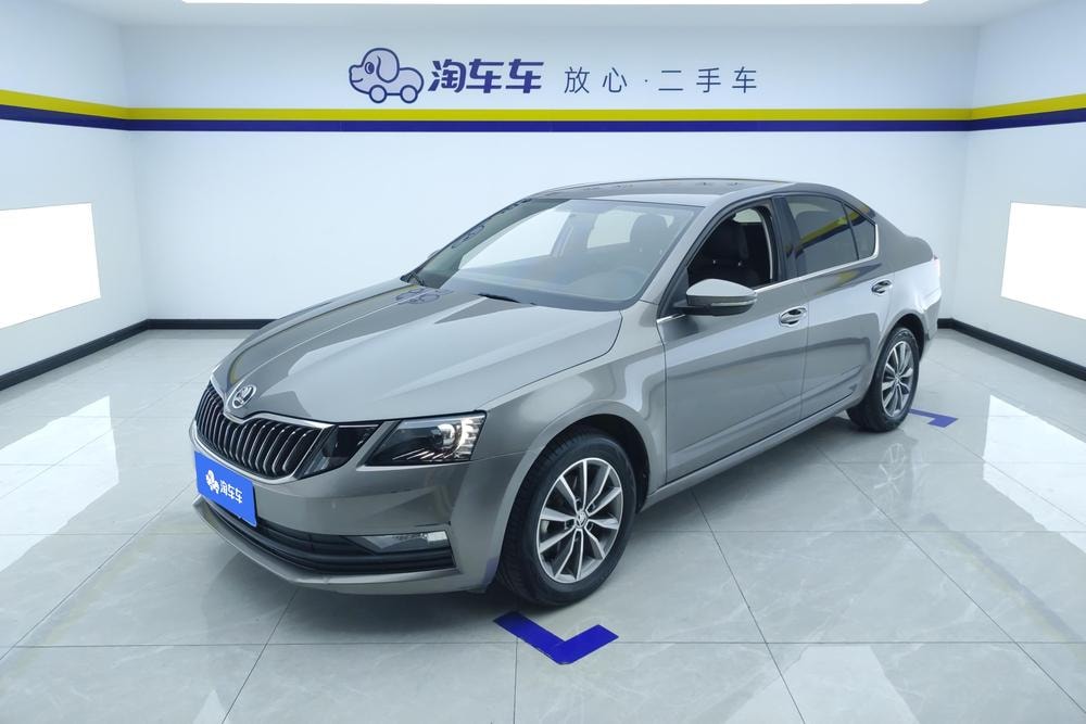 Skoda Octavia 2021 — фото автомобиля
