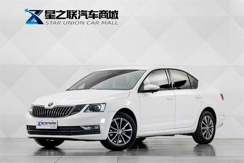 Skoda Octavia 2021 — фото автомобиля