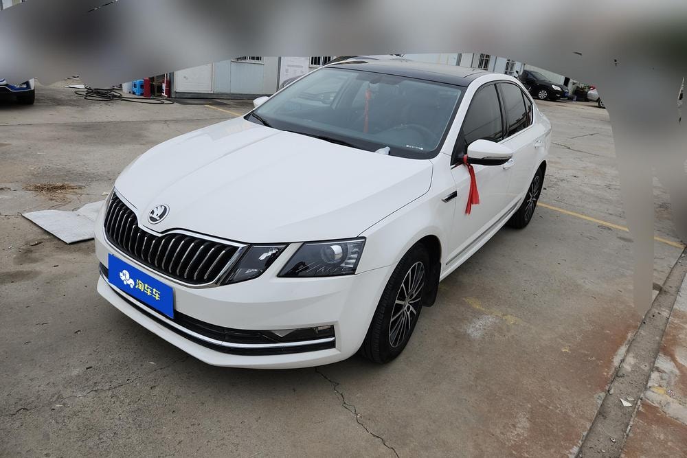 Skoda Octavia 2019 — фото автомобиля