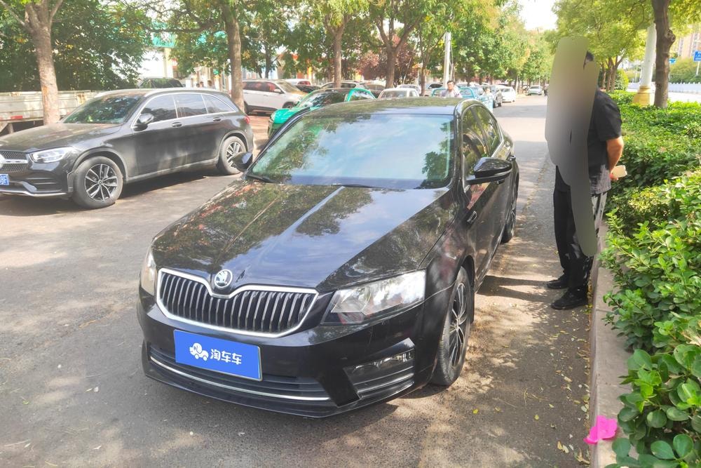 Skoda Octavia 2017 — фото автомобиля 1