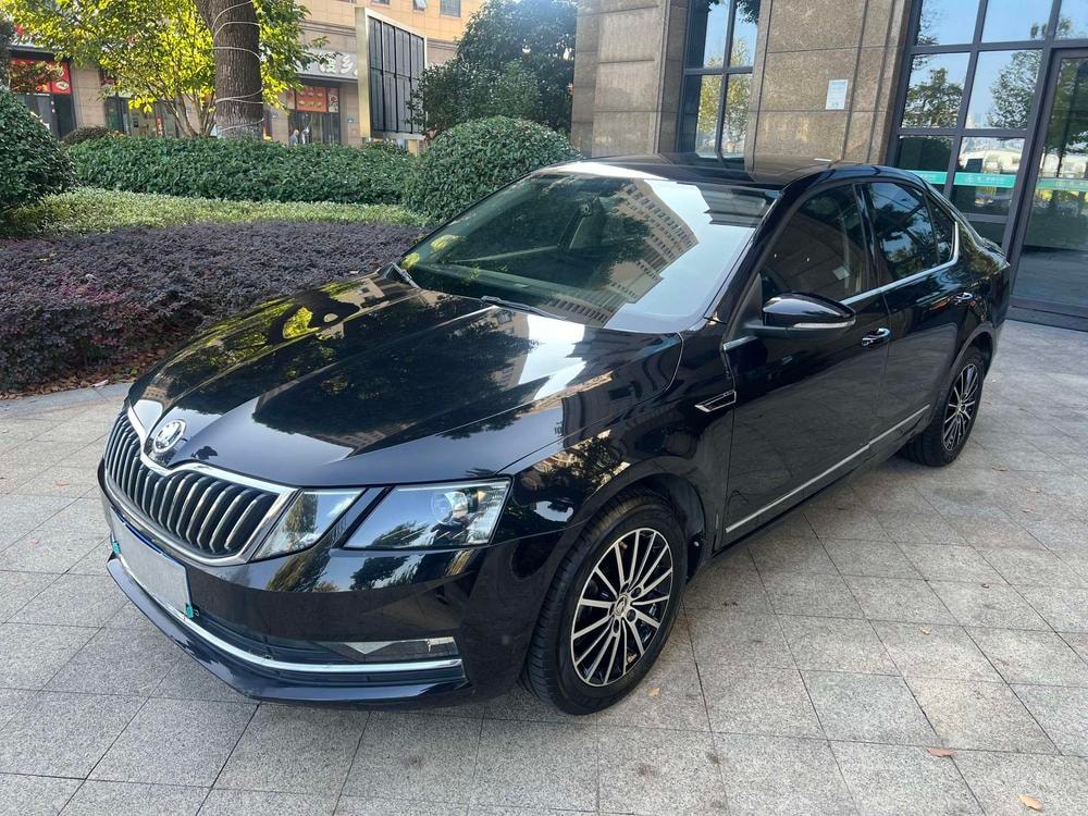 Skoda Octavia 2019 — фото автомобиля