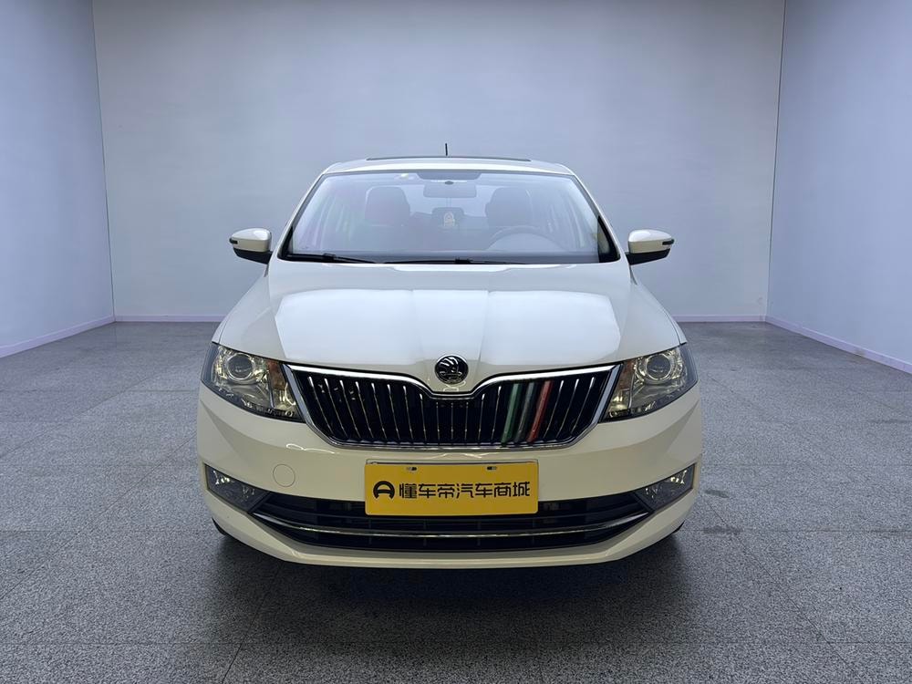 Skoda Rapid 2019 — фото автомобиля 1