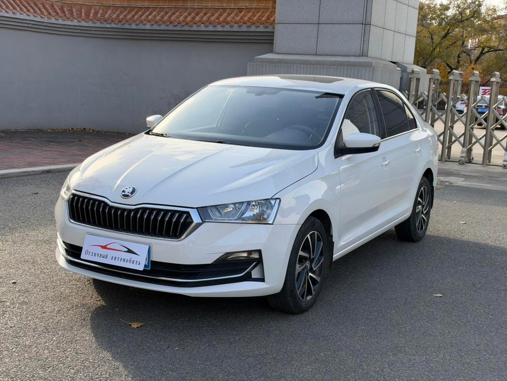 Skoda Rapid 2022 — фото автомобиля
