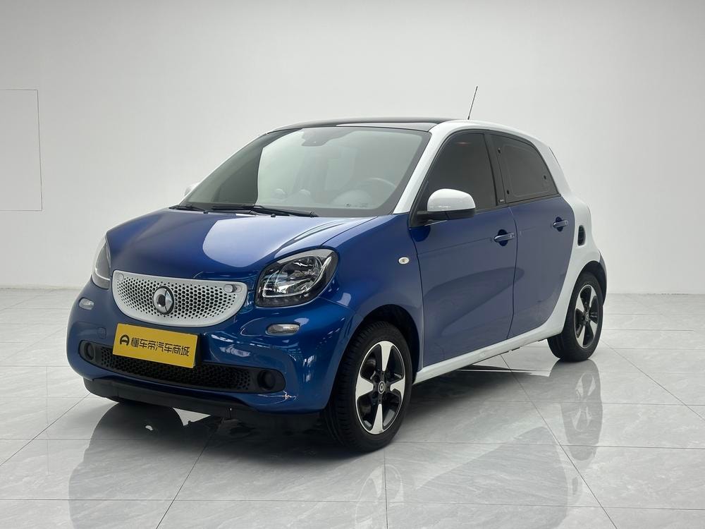Smart forfour 2018 — фото автомобиля