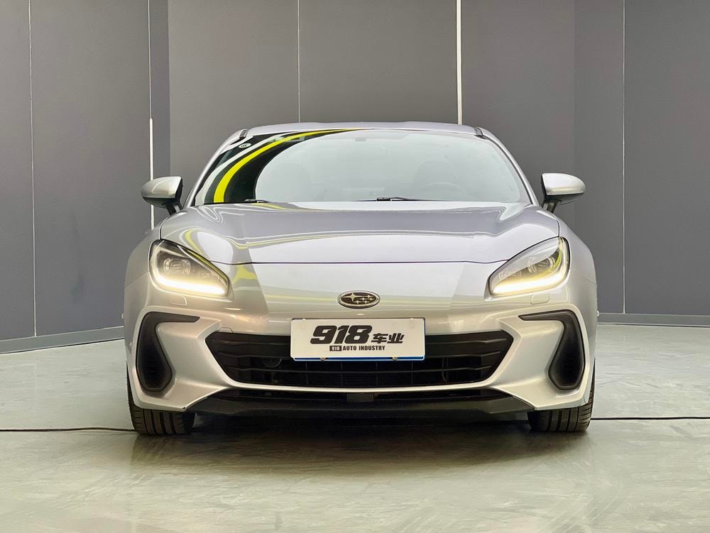 Subaru BRZ 2022 — фото автомобиля