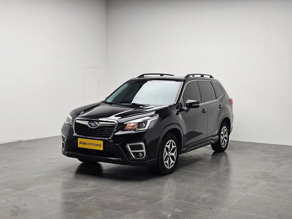 Subaru Forester 2021 — фото автомобиля