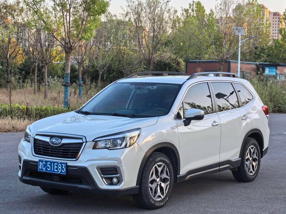 Subaru Forester 2020 — фото автомобиля 1