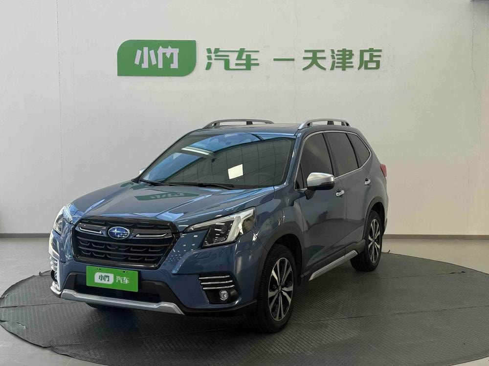 Subaru Forester 2022 — фото автомобиля