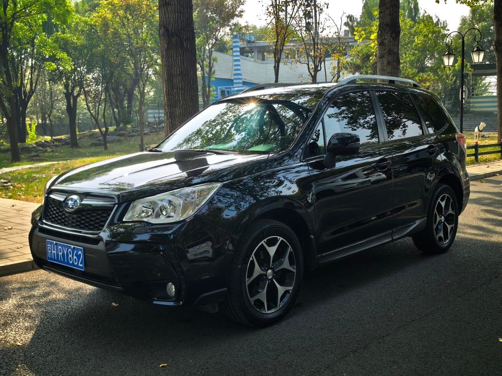 Subaru Forester 2013 — фото автомобиля