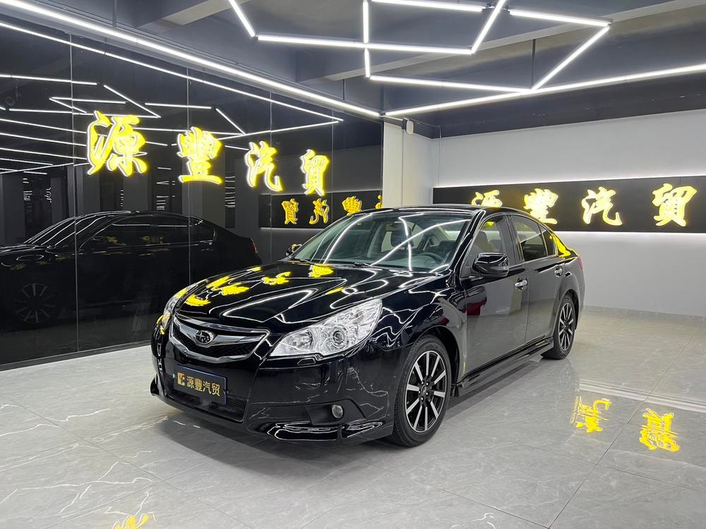 Subaru Legacy 2010 — фото автомобиля 1