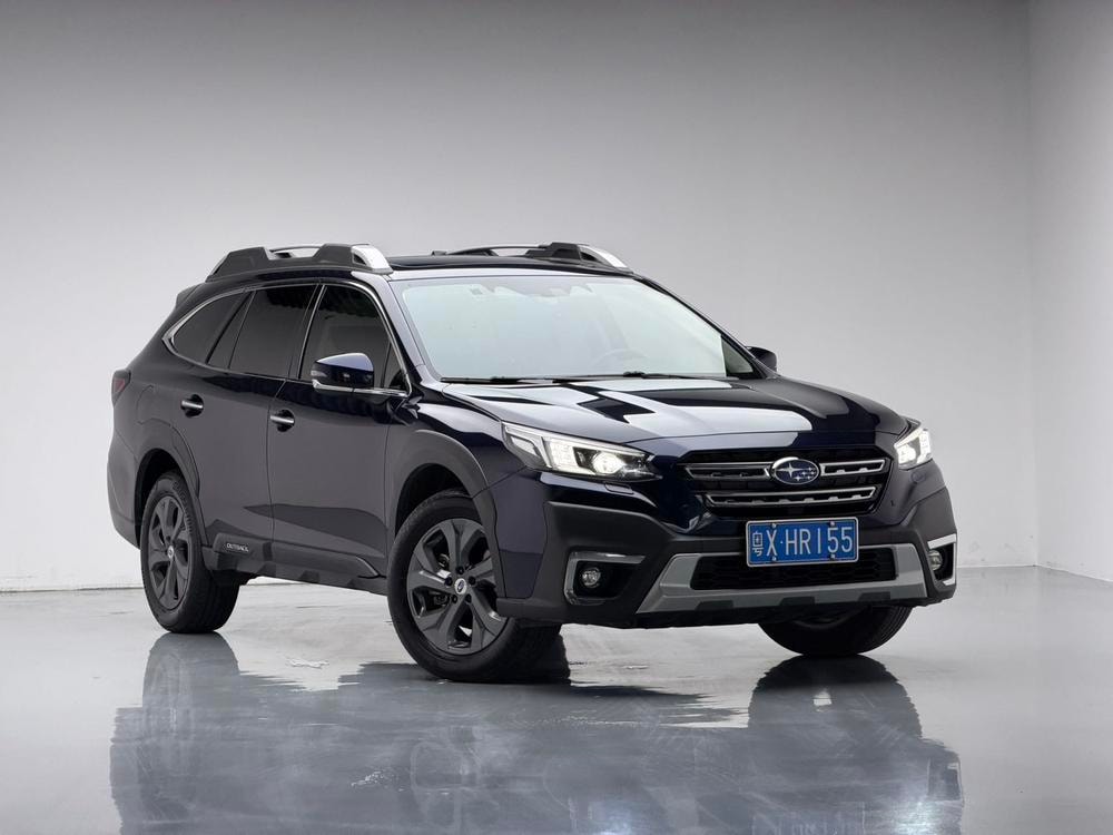 Subaru Outback 2021 — фото автомобиля