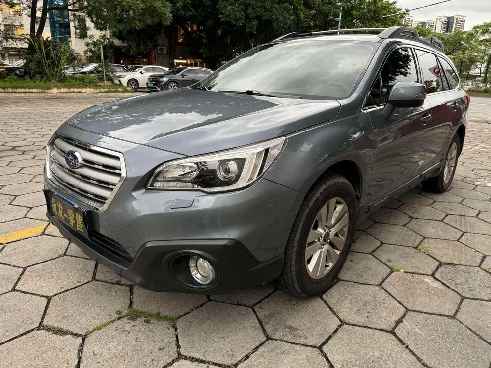 Subaru Outback 2016 — фото автомобиля