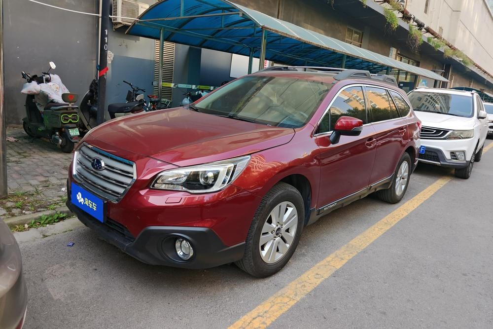 Subaru Outback 2016 — фото автомобиля