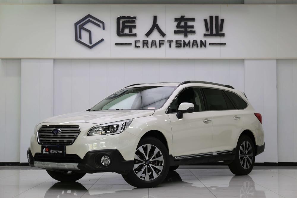 Subaru Outback 2017 — фото автомобиля