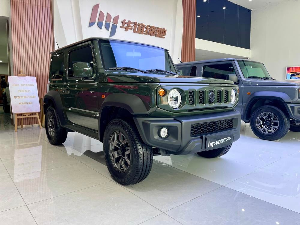 Suzuki Jimny (Import) 2025 — фото автомобиля